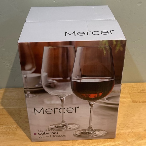 Set Of 4 Cabernet Wine Glasses Made By Mercer. Brand New In Box. - Picture 4 of 6